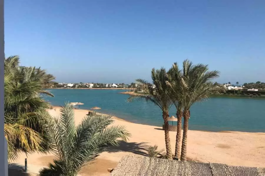 Flat in El Gouna at Phases White Apartments For Sale