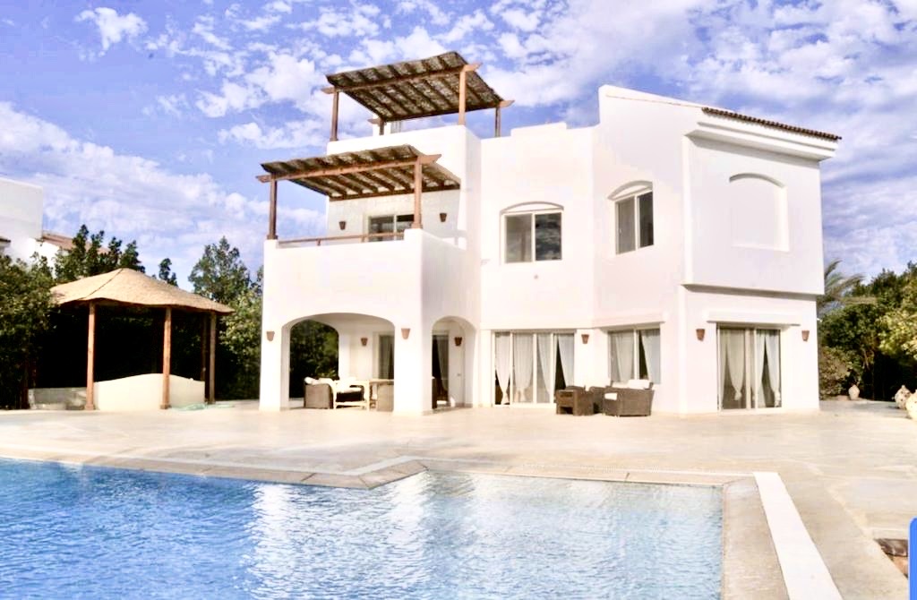 Villa In El Gouna | For Sale In El Gouna | El Gouna Villas | White Vil