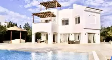 Villa In El Gouna | For Sale In El Gouna | El Gouna Villas | White Villas